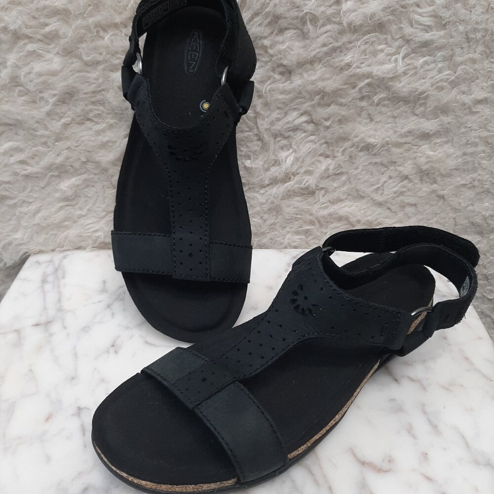 Keen Kaci Ana T-Strap women's black cork sole Sandals Size: 6